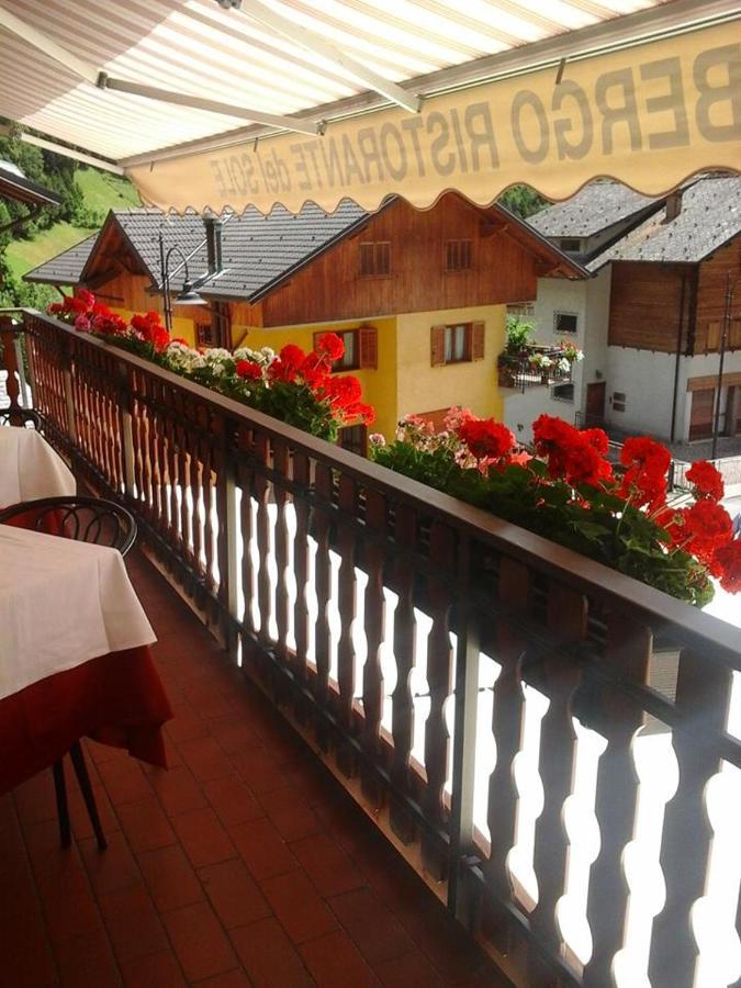 Albergo Ristorante Sole Mezzoldo Экстерьер фото