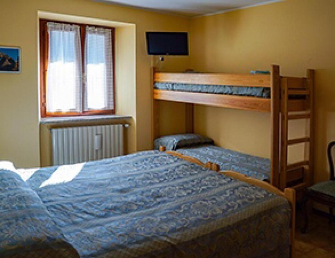 Albergo Ristorante Sole Mezzoldo Экстерьер фото